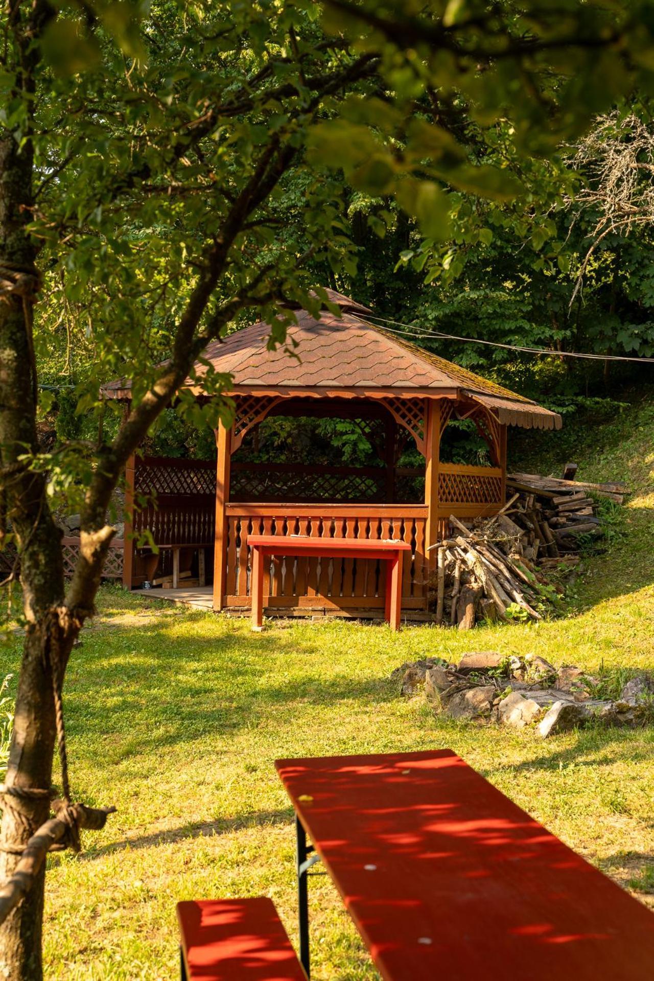 Penzión Príjemný Oddych Banská Štiavnica Exterior foto